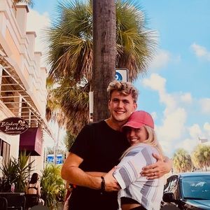 Meet your Posher, Skylar